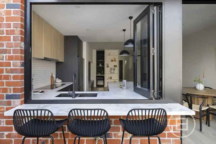 House For Sale in Melbourne, Victoria