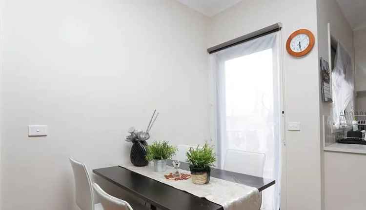 Buy Modern Townhouse in Dandenong with Low-Maintenance Features