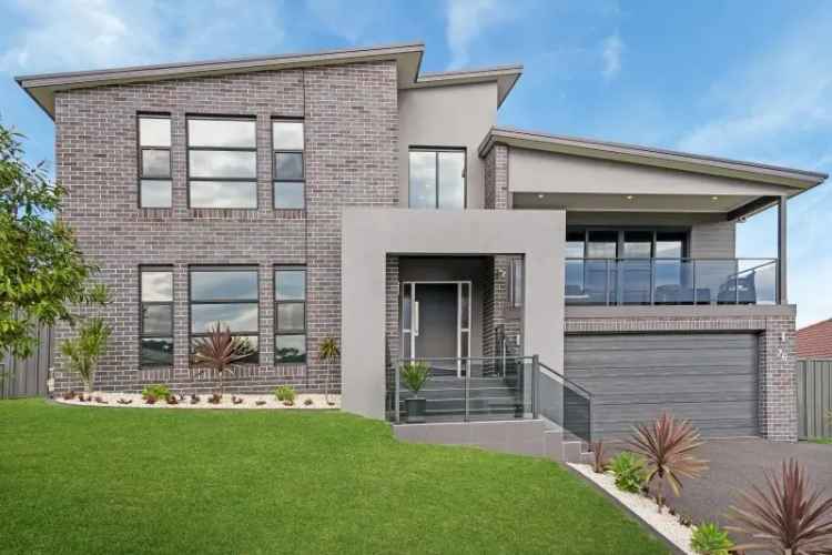 Luxury buy house in Cameron Park with stunning views and modern features