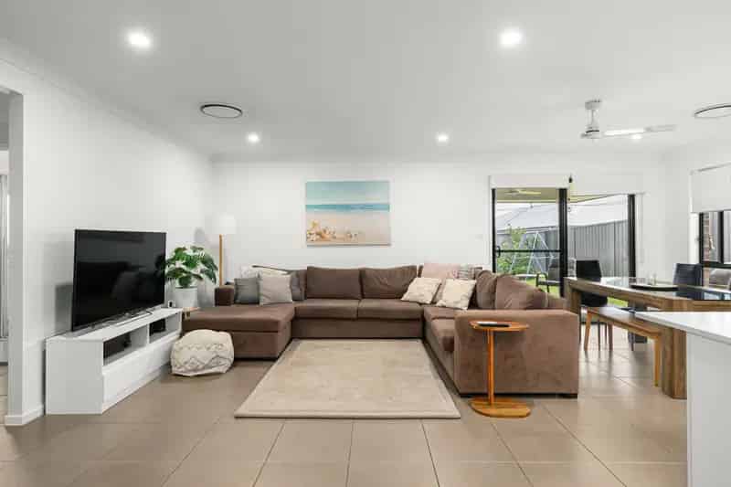 Modern Family Home in Fantastic Location