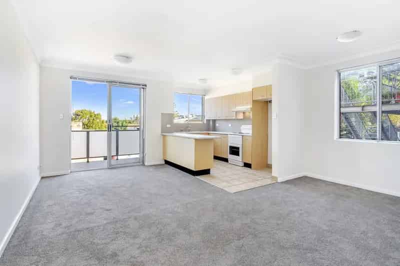 Real Estate For Lease - 6/24 Brierley Street - Mosman , NSW