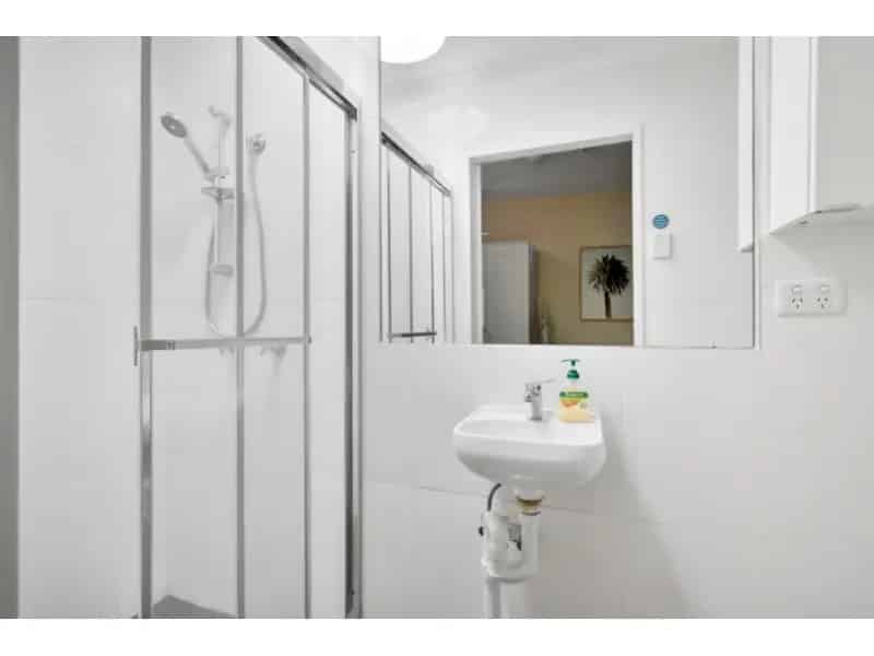 Modern Private Room In Pyrmont – Ideal For Two, All Utilities Included
