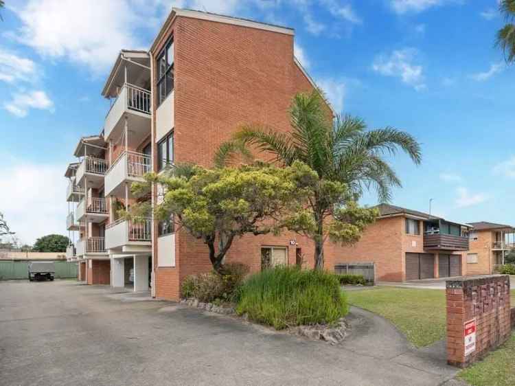 Buy beachside unit in Coffs Harbour with stunning views and modern features