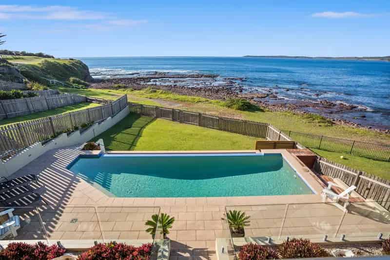 Stunning Waterfront Paradise - Ultimate Coastal Living