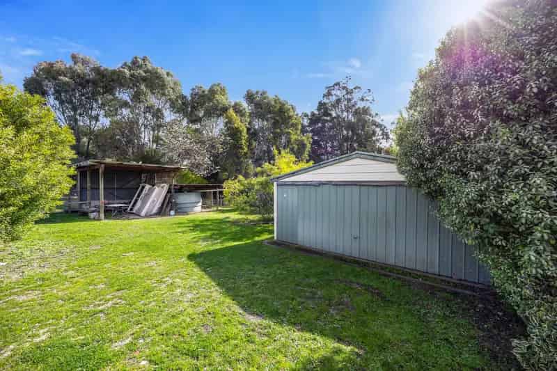 Build Your Dream Home with Stunning Bushland Views
