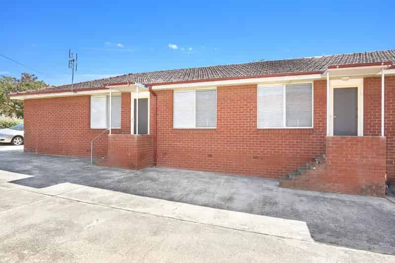 Real Estate For Lease - 2/34 Poulter Street - Wollongong , NSW