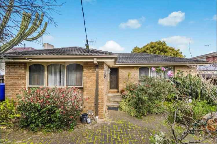 Spacious Family Home with Outdoor Appeal