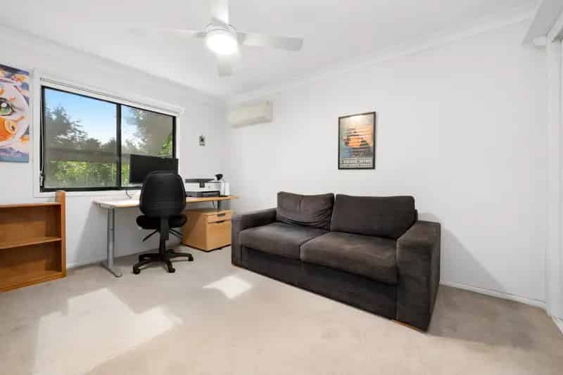 House For Sale , 10, McIlwraith Avenue, City of Brisbane, Queensland
