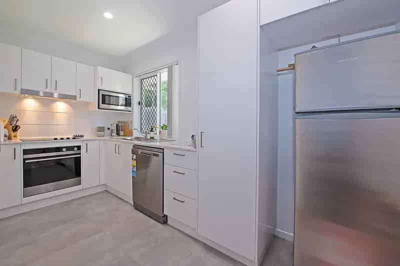 Real Estate For Lease - 2/9 Rose Street East - Mango Hill , QLD
