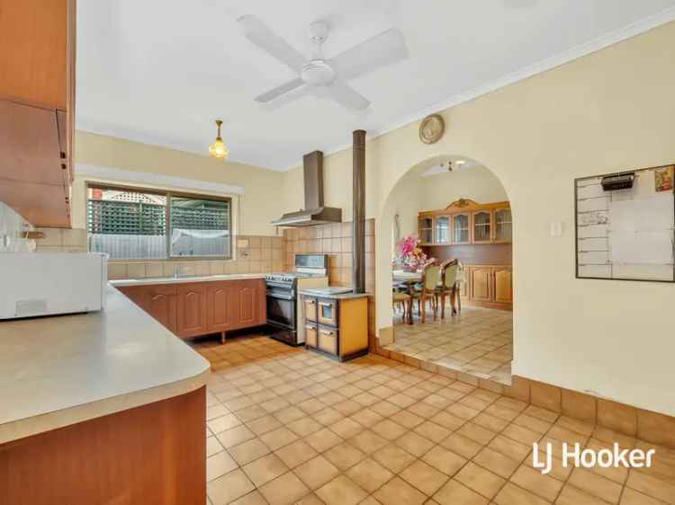 House For Sale in Adelaide, South Australia