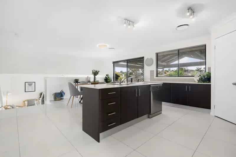 Real Estate For Lease - 77 Squadron Crescent - Rutherford , NSW