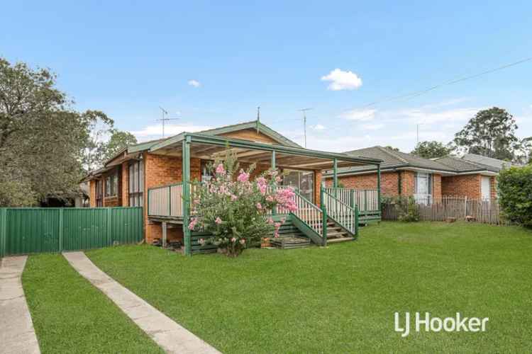 Buy House in Fantastic Location with Modern Features in Schofields