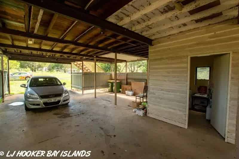 FABULOUS QUEENSLANDER FULL OF CHARM