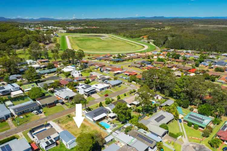 THIS COULD BE THE ONLY BLOCK FOR SALE NEAR PORT'S TOWN CENTRE