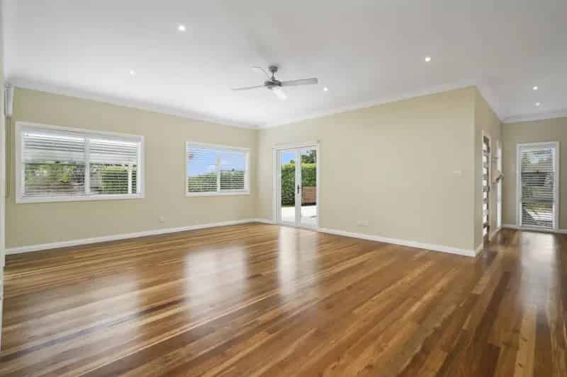 Real Estate For Lease - 15 Beryl Avenue - Mount Colah , NSW