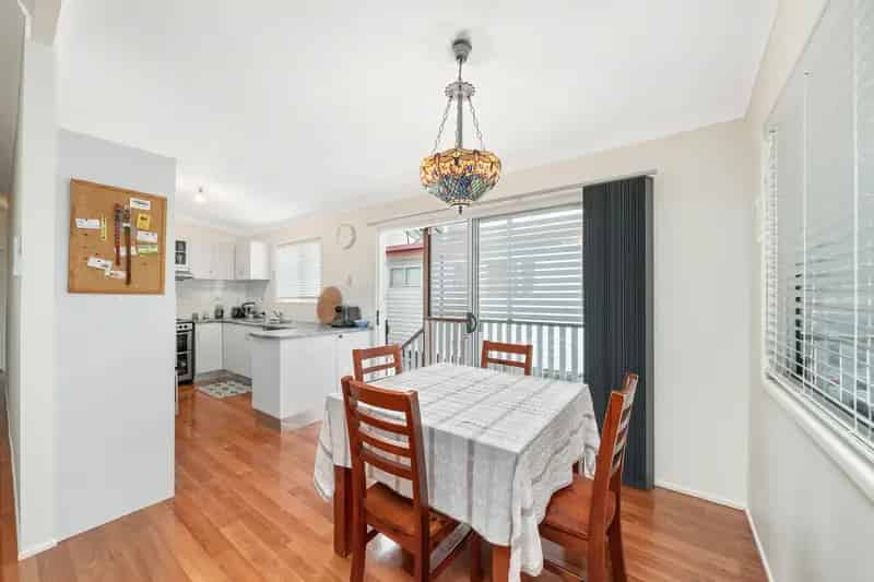 The Pinnacle of Family Friendly Peninsula Living