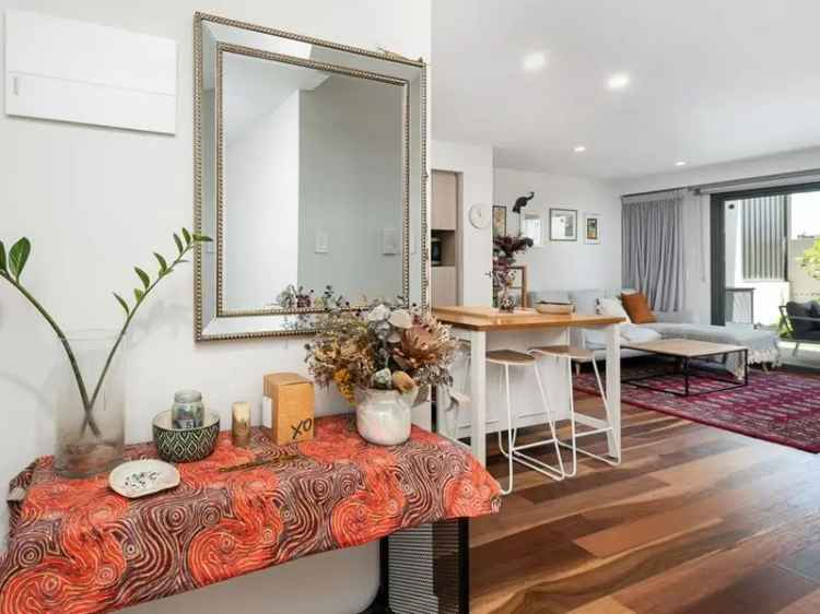 Apartment For Sale in Fremantle, Western Australia