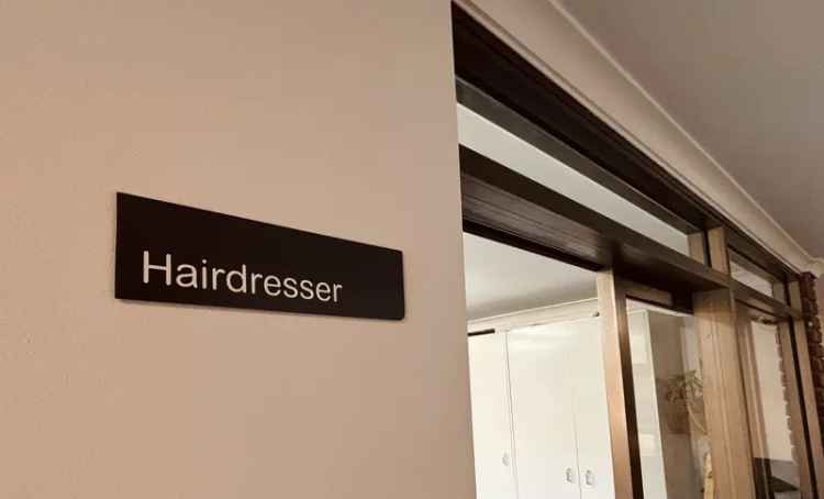 Hairdressing Salon For Sale