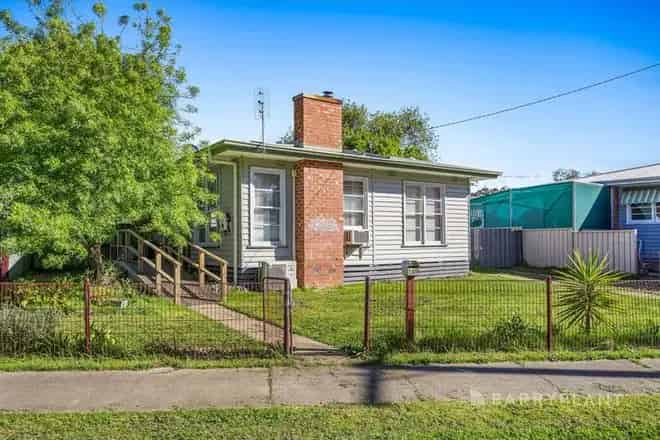 House For Sale , 104, Golden Wattle Drive, Maryborough, Victoria