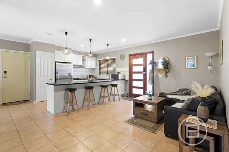 House For Sale in Melbourne, Victoria