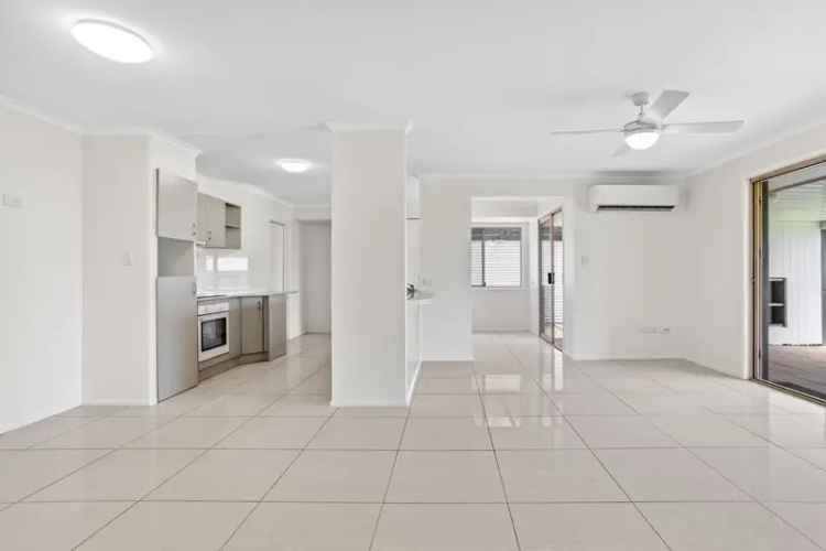 House For Lease - 5 Bairnsdale Street West, Buderim QLD 4556