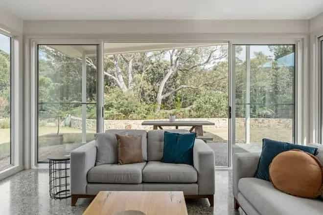 House For Sale , Binalong Bay, Tasmania