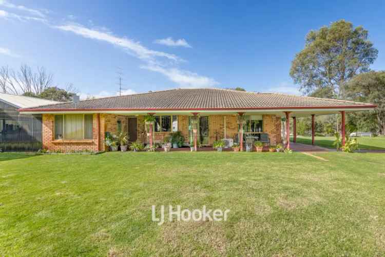 House For Sale in Shire Of Dardanup, Western Australia