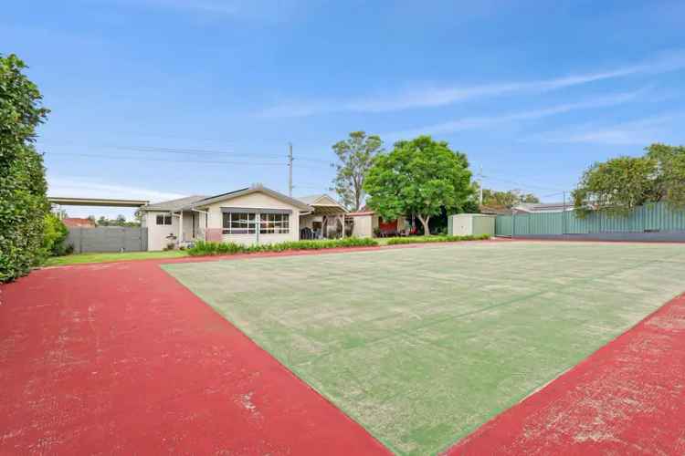 Exceptional 1568sqm Wilberforce Block with Tennis Court and Shed