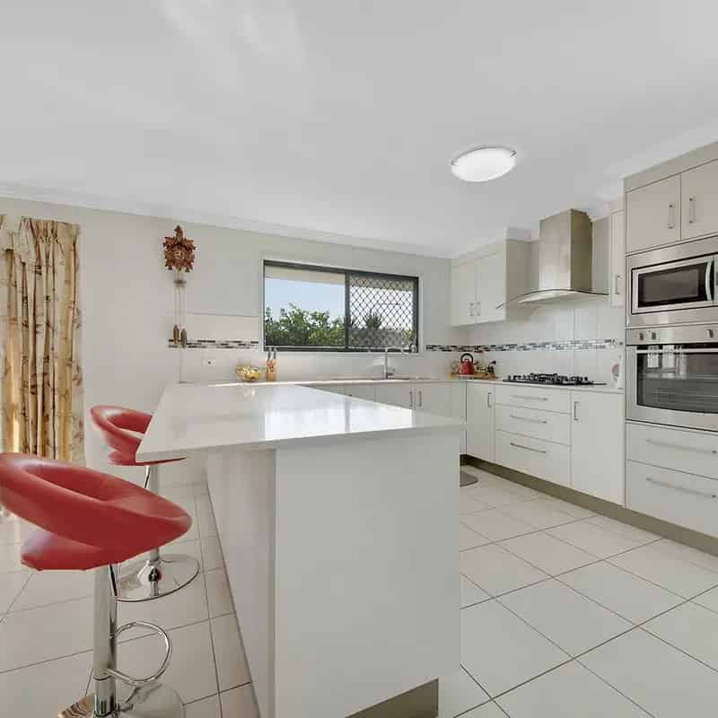 Low maintenance living in sort after seaside Estate