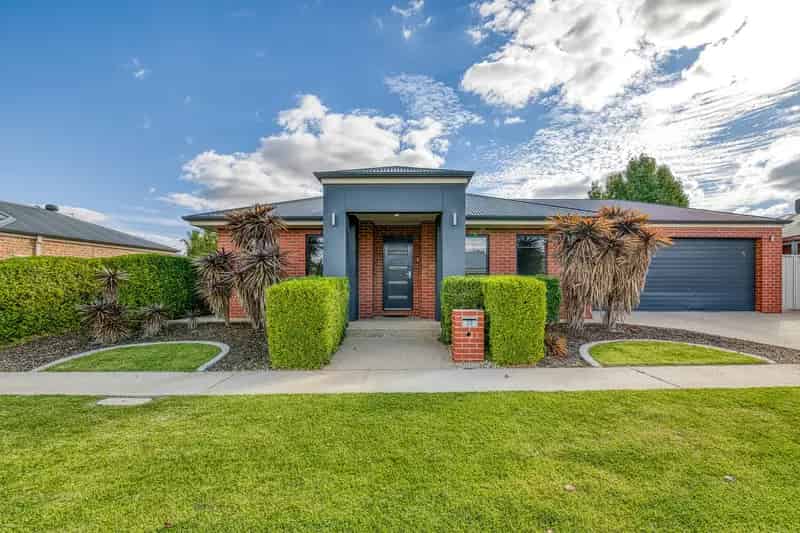 Family living, prime location.