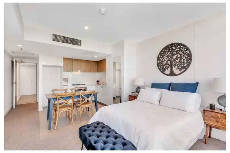 Luxury Furnished Studio Apartment Adelaide City