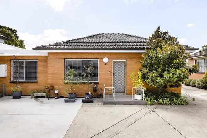 Essendon North Villa Low Maintenance Effortless Living Prime Locale