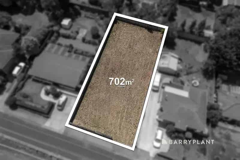 Prime Vacant Land 702m2