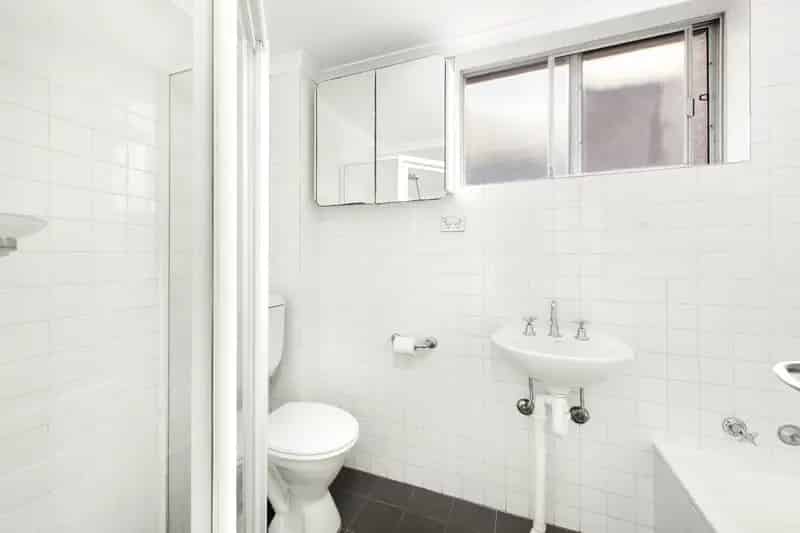 Real Estate For Lease - 2/24 Brierley Street - Mosman , NSW