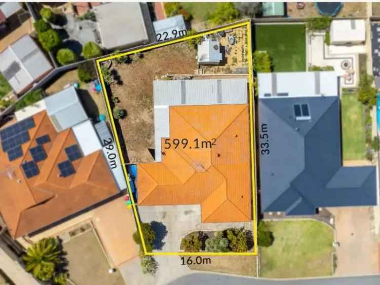 House For Sale in City of Wanneroo, Western Australia