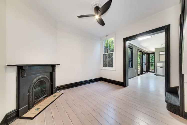 Rent unfurnished three bedroom terrace in Paddington with garden