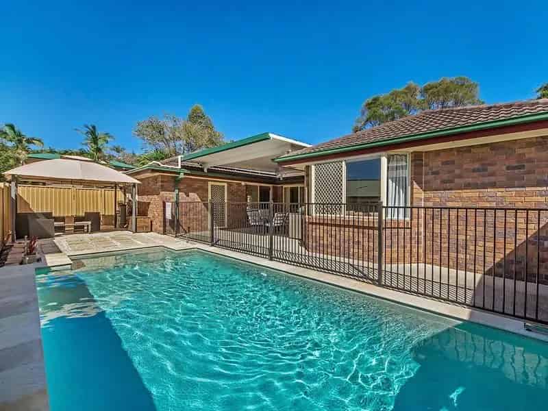 Real Estate For Lease - 15 Pinedale Street - Oxenford , QLD