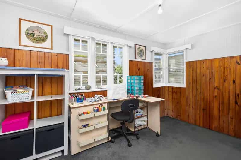 10 Pearson Street, Granville QLD 4650 - House For Sale