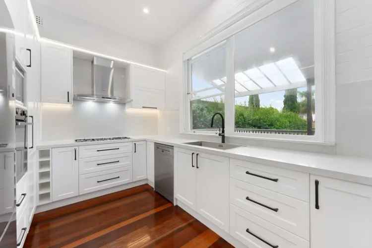 Auction Buy Family Home Chatswood with Spacious Deck and Garden