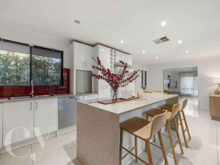 House For Sale in City of Melville, Western Australia