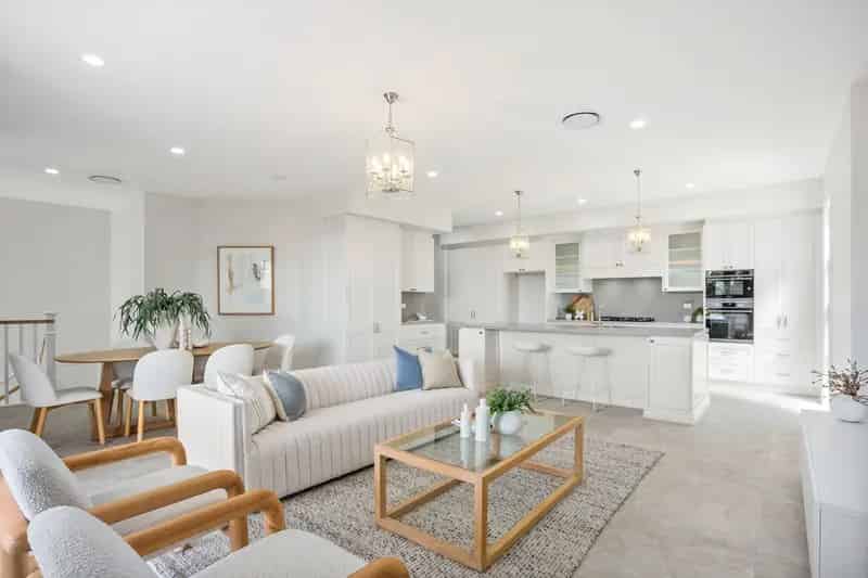 Coastal Luxury Living in Shell Cove Marina
