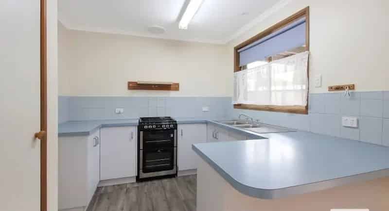 House For Rent , 6, Hales Court, City of Wodonga, Victoria