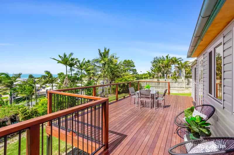 Your Ultimate Coastal Living Experience Awaits!