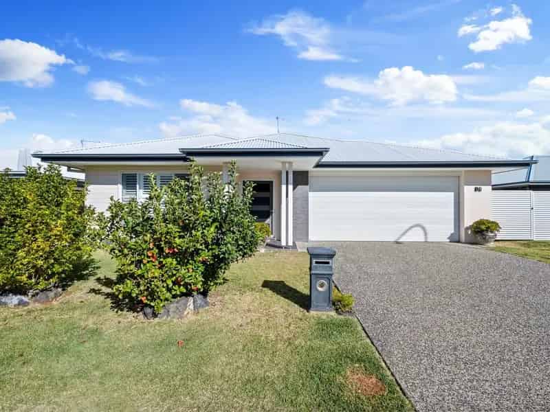 Real Estate For Lease - 18 Trevally Street - Korora , NSW
