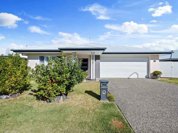 Family Home For Lease in Korora NSW