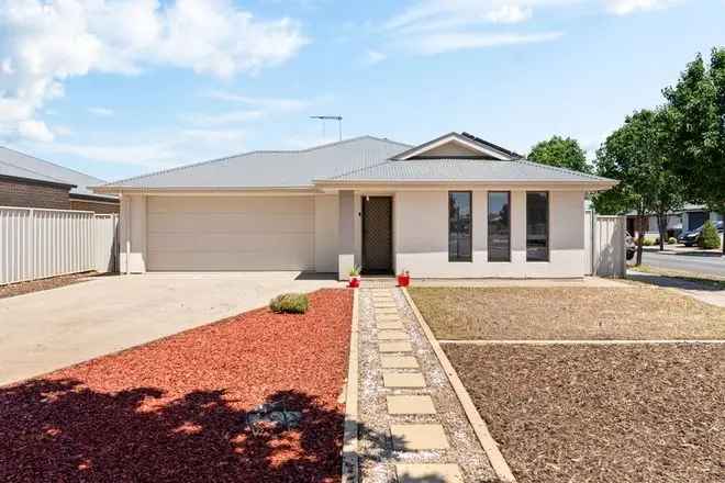 House For Sale in Adelaide, South Australia