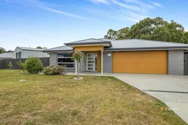 House For Sale , Devonport, Tasmania