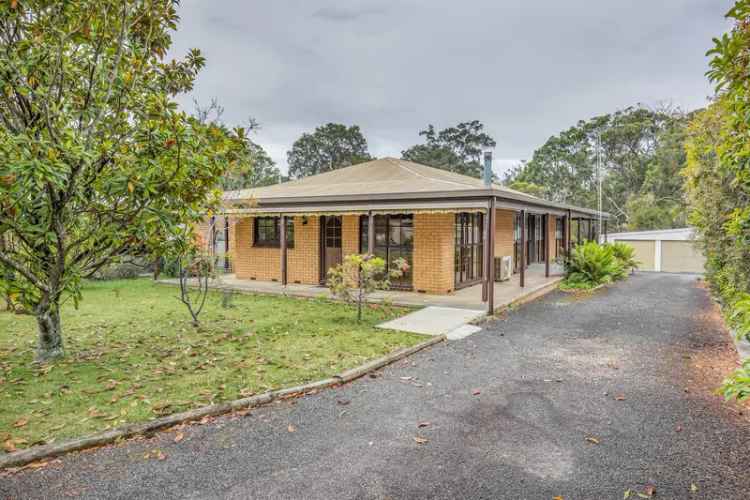 Beachfront 3-Bedroom Home - Coastal Living