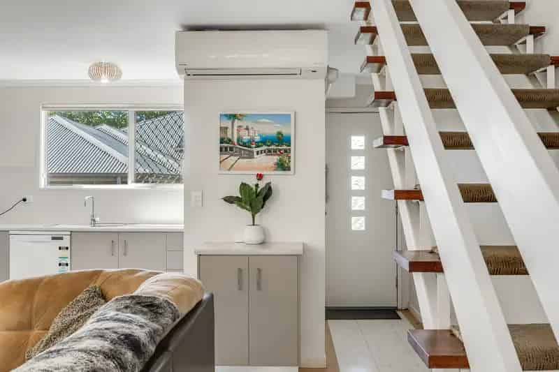 Unbeatable Value in an Exclusive East Side Location!