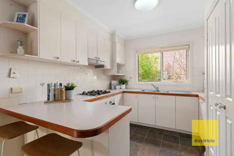 Family Home Near Waurn Ponds Shopping Centre